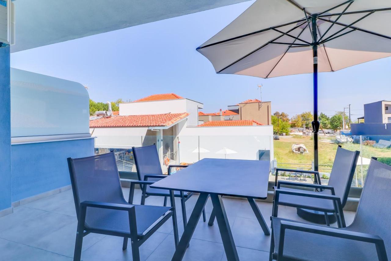 Theros Villas & Suites Chrysi Ammoudia Extérieur photo