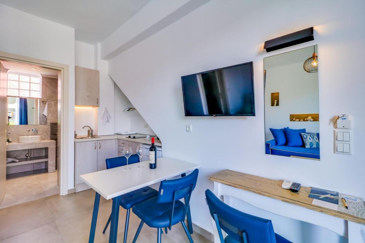 Theros Villas & Suites Chrysi Ammoudia Extérieur photo