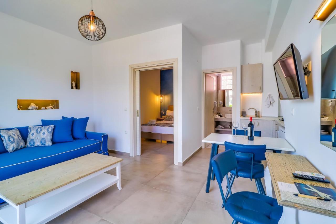 Theros Villas & Suites Chrysi Ammoudia Extérieur photo