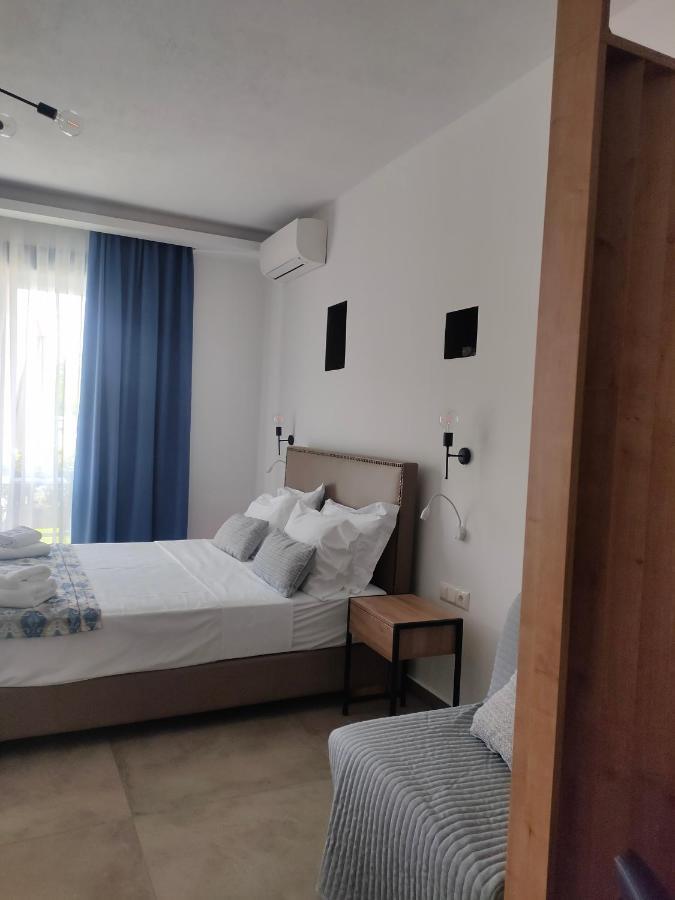 Theros Villas & Suites Chrysi Ammoudia Extérieur photo